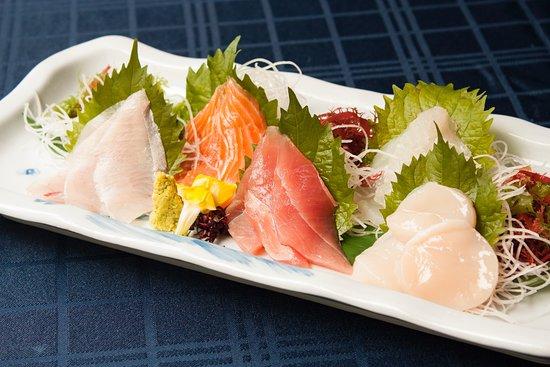 Samurai Sushi Bar & Grill