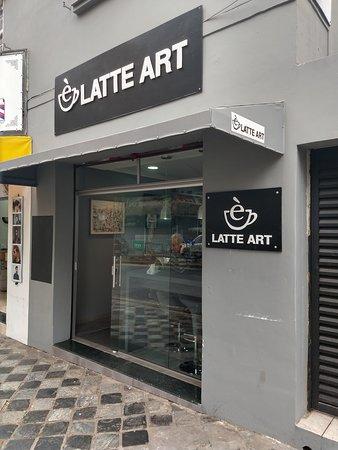 e LATTE ART