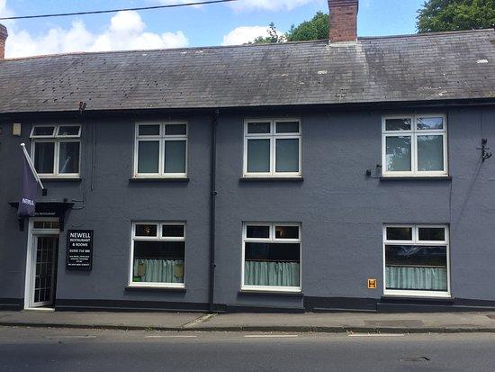 Newell Restaurant & Rooms