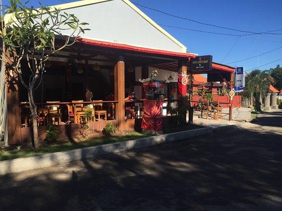 Cinta Coffee Shop Bar and Grill