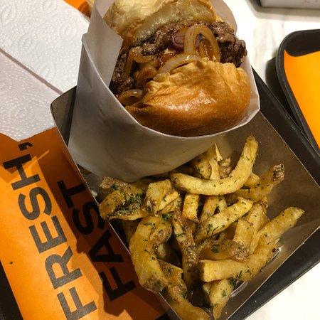 BUN - Burgers & Fries