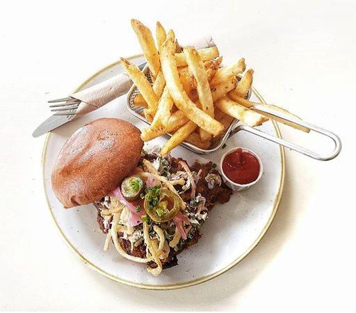 Emelles Market Bistro and Catering