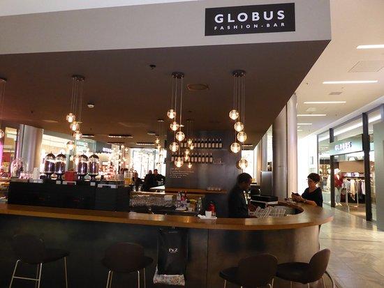Globus Fashion Bar