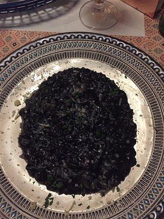 La Pesca Seafood & Oyster Bar