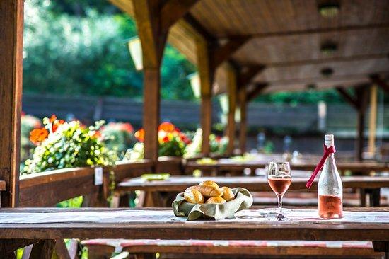 Patak Park Restaurant