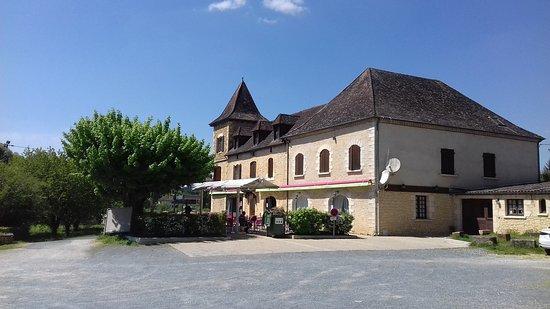 Kinoux's Hotel Restaurant