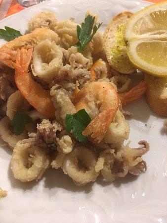 Un Tavolino Sullo Stretto