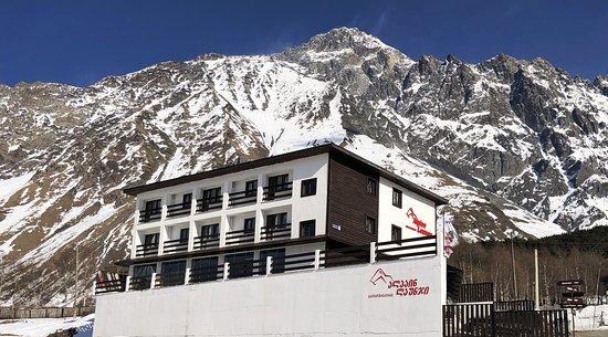 Alpine Lounge Kazbegi Hotel & Restaurant