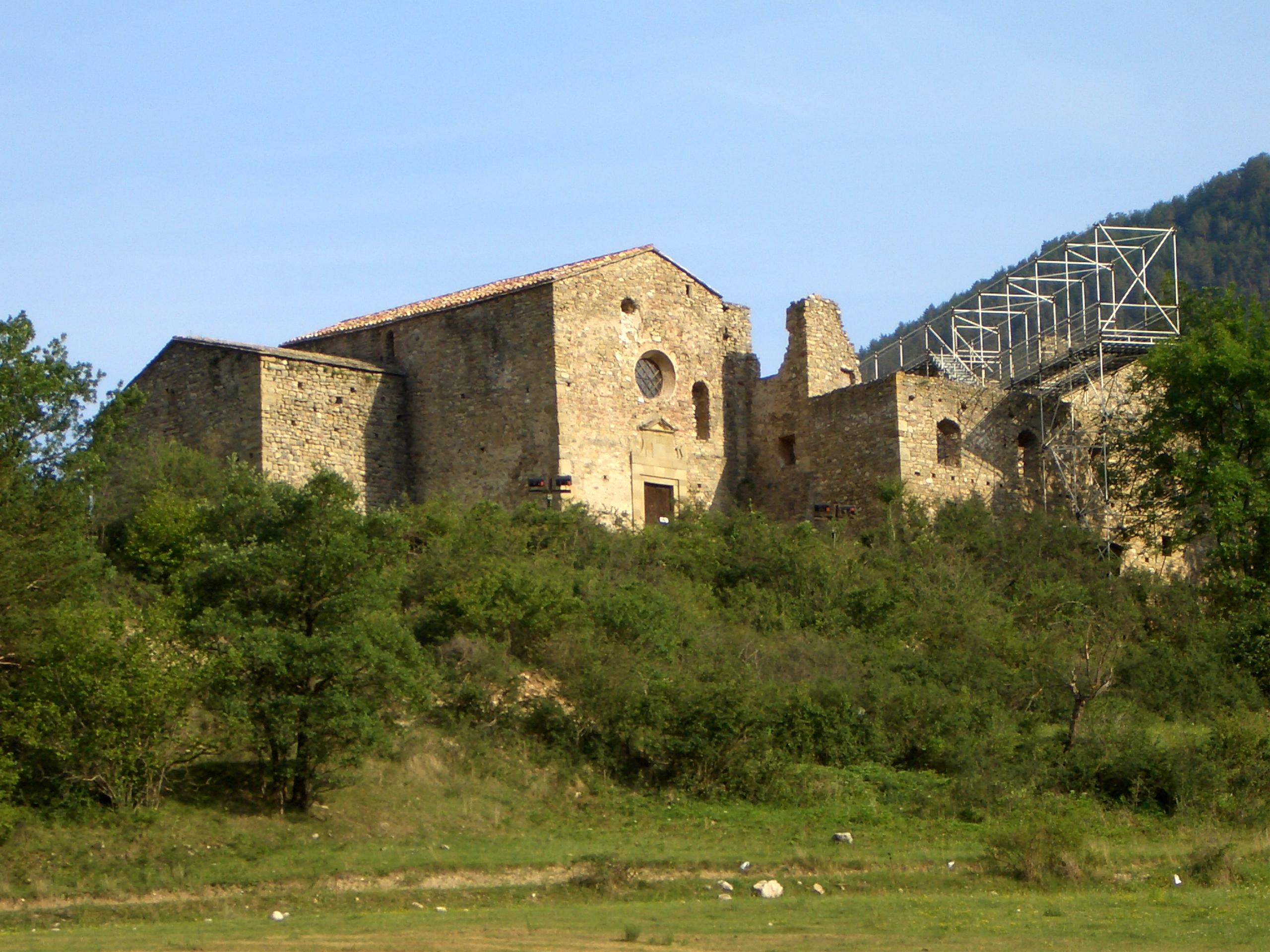 Monasterio de Santa María de Lillet