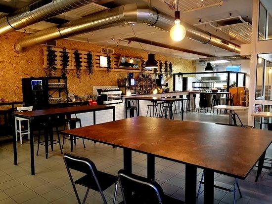 Streats Kitchen & Bar