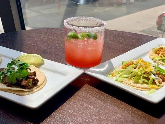 Level 2 Eats + Drinks