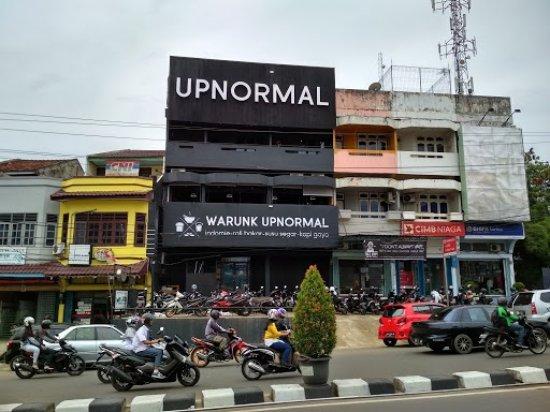 Warunk Upnormal