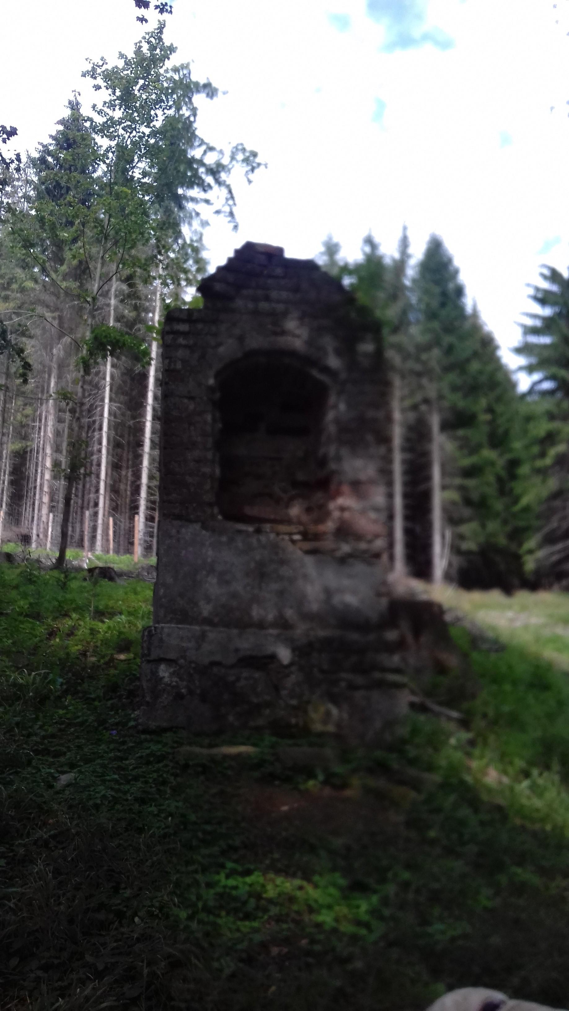 Stations of the cross in Stribrnice