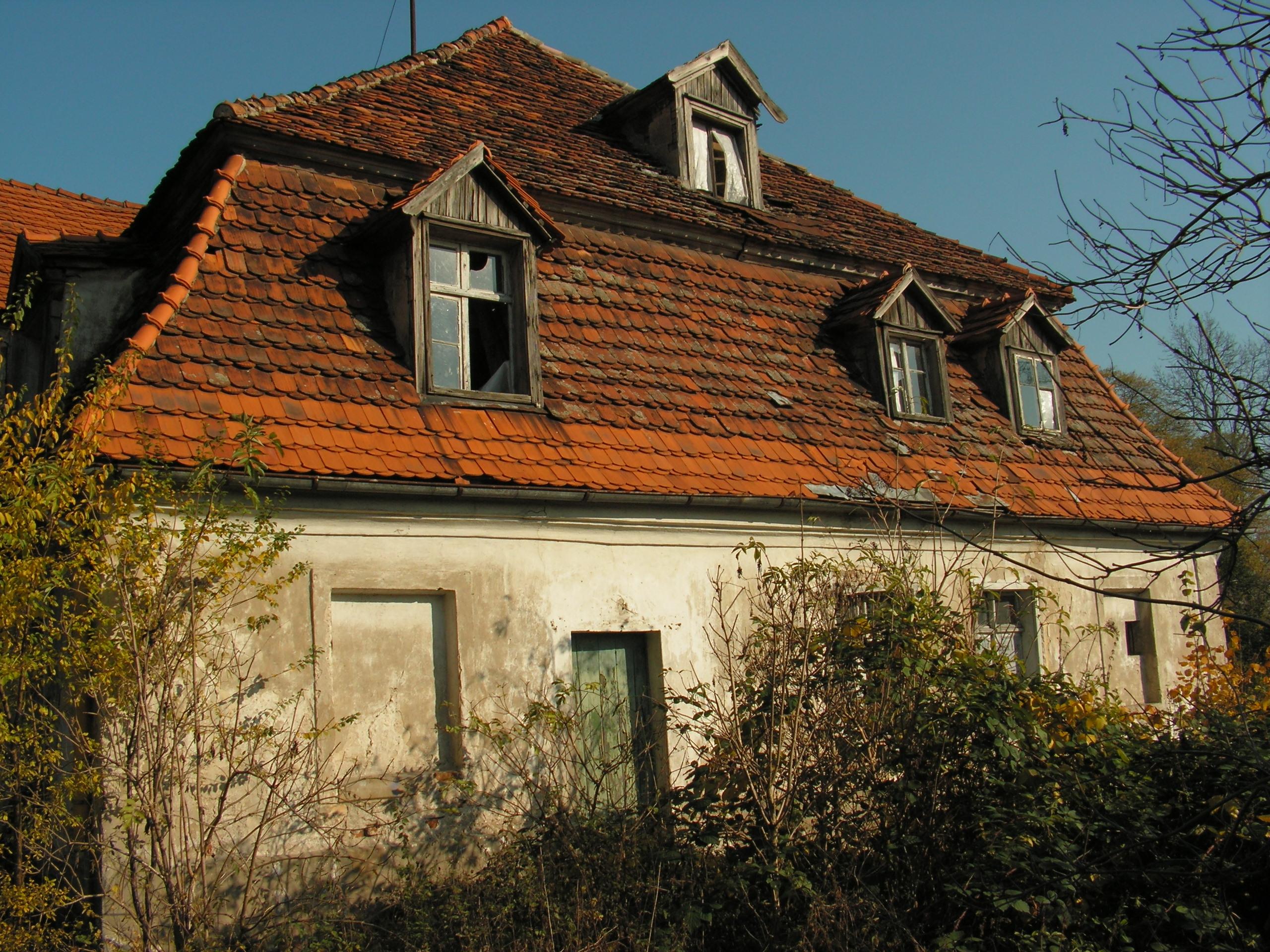 Zespół dworkowo-parkowy w Lubosinie