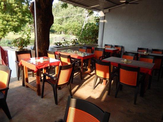 Ararat Cafe and Restaurant