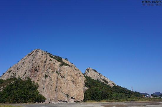 Gunsan Seonyudo Island