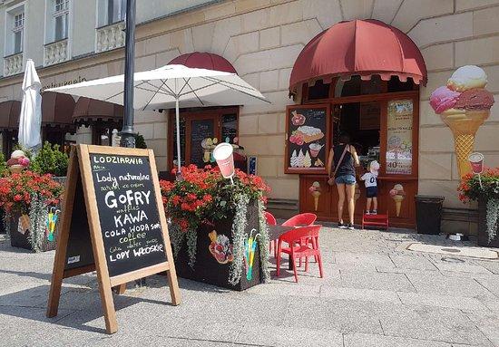 Ice Cream WAFFLES CAFE Sopot