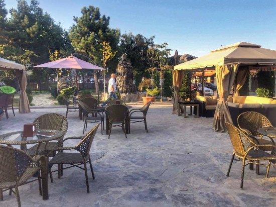 Resto-Bar Black Star