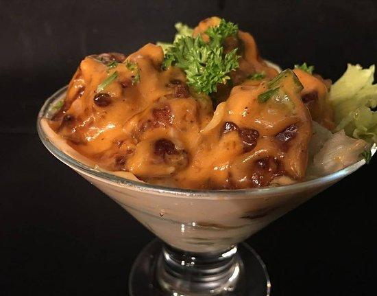 Lil' America Cafe & Bistro