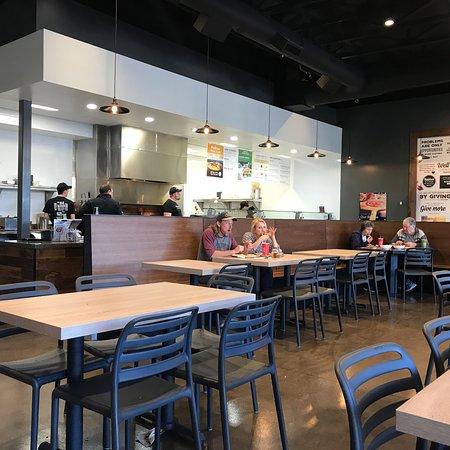 Pieology Pizzeria