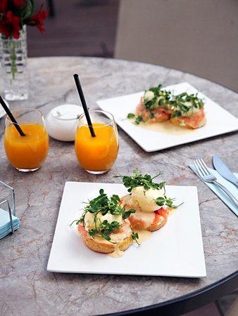 Sugamour Summer Terrace