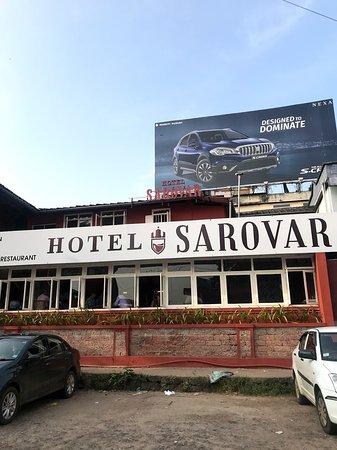 Hotel Sarovar