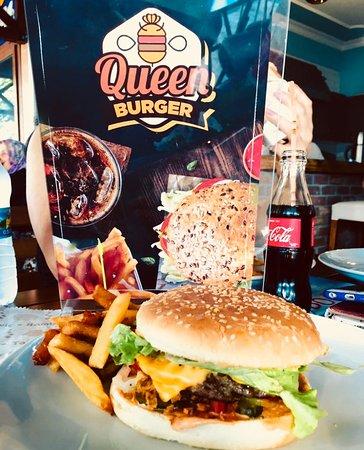 Queen Burger