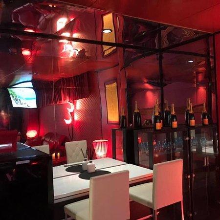 Live Band Karaoke Bar Real Kara