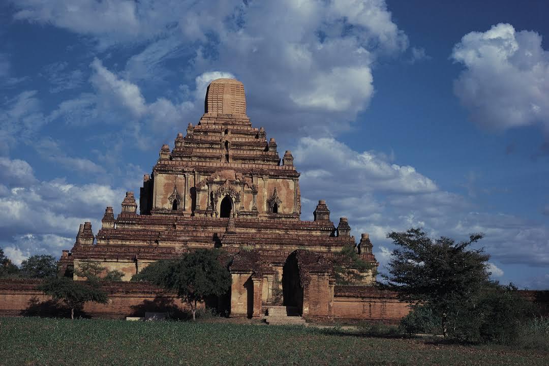 Htilominlo Temple
