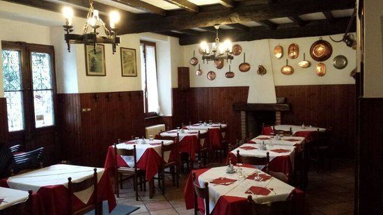 Trattoria San Giacomo Sas Di Bazzoni Paolo E C