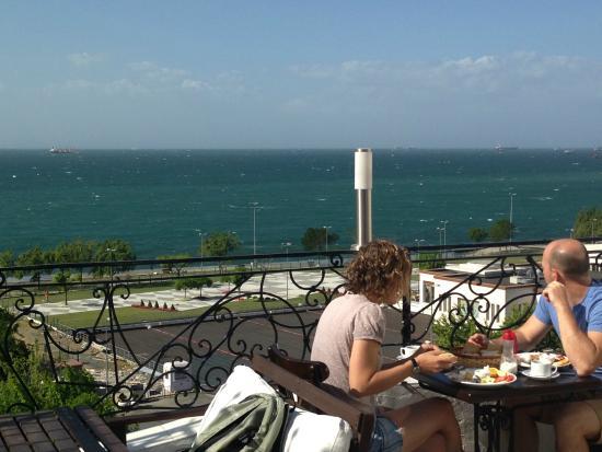 Marbella cafe restaurant