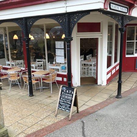 The Cats Pyjamas Bar & Eatery