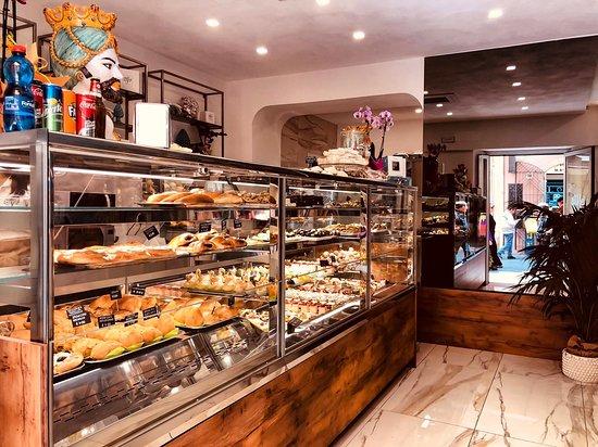 Mennula sicilian bakery