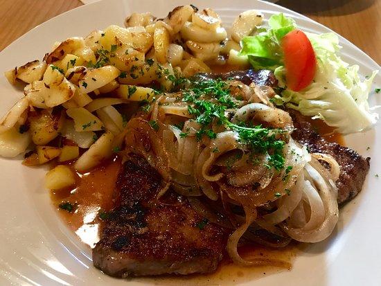 Zum Lowen Restaurant