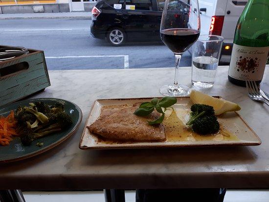 Vinfolket bar & babbel