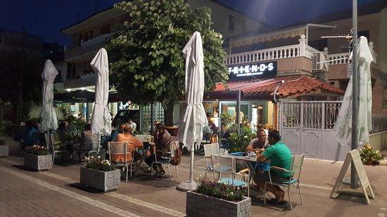 FRIENDS Bar and Grill