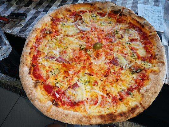 Grill Pizzeria Mayana