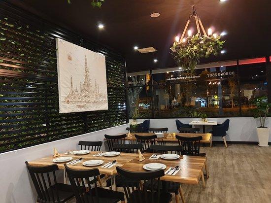 Centre Thai Cafe & Restaurant