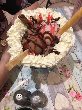 Pepe's Ice Cream Parlour