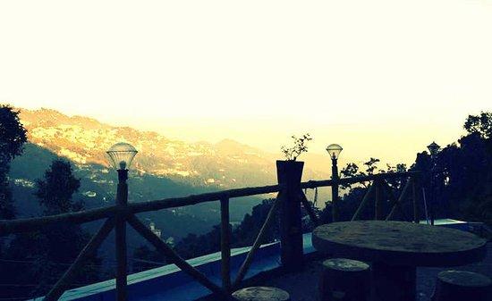 Sky Lounge by Sea Hawk