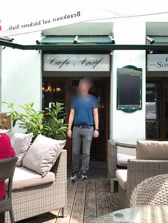 Anif Cafe