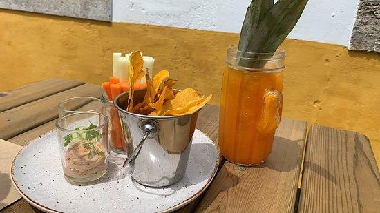Avocado Coffee & Healthy Food