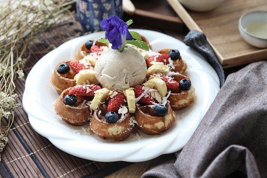 The Owls Cafe at Kozi Square