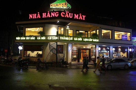 Nha Hang Cau May Sapa