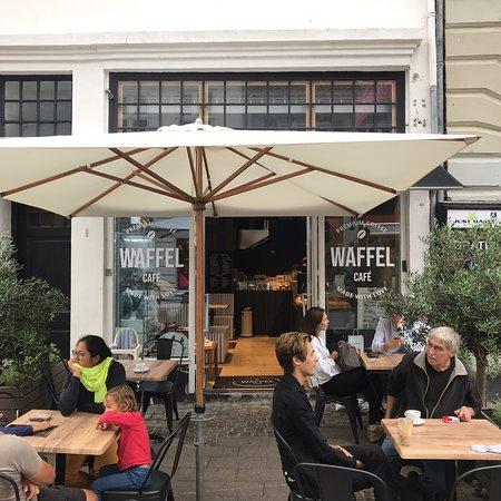 Waffel Cafe