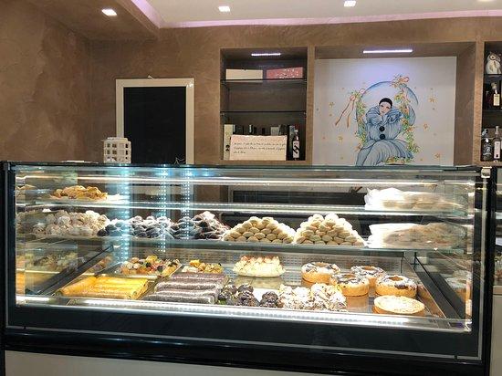 Pasticceria Pierrot Di D'Alonzo Loretta