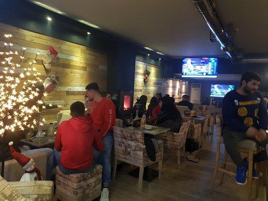 De L'art Shisha Cafe