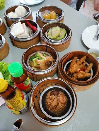 Ran Chumphon Tae Teiym