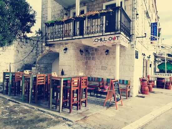 Chill Out, Caffe & Wine Bar