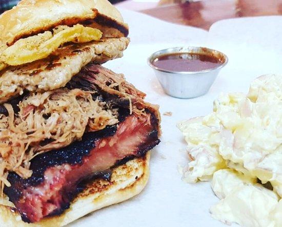 Buzzed Monkey BBQ & Grill